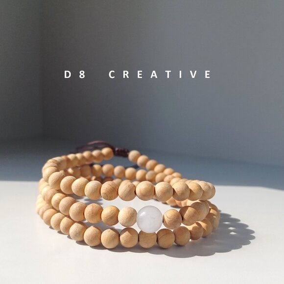 New 108 beads cedar wood with snow quartz handwoven bracelet - Picture 1 of 5